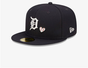 Detroit Tigers MLB Team Heart Navy 59FIFTY Fitted Cap